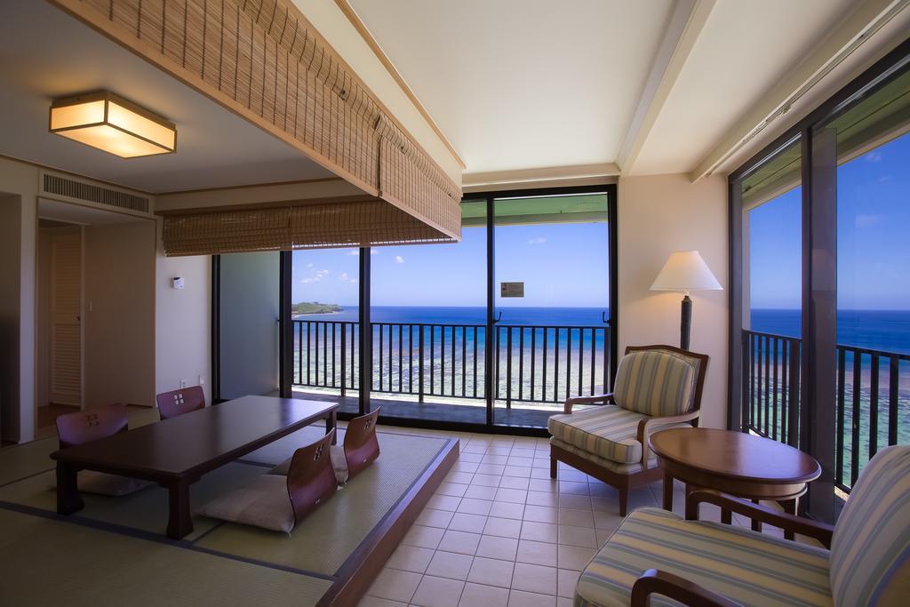 Guam Reef Hotel Tumon Exterior photo
