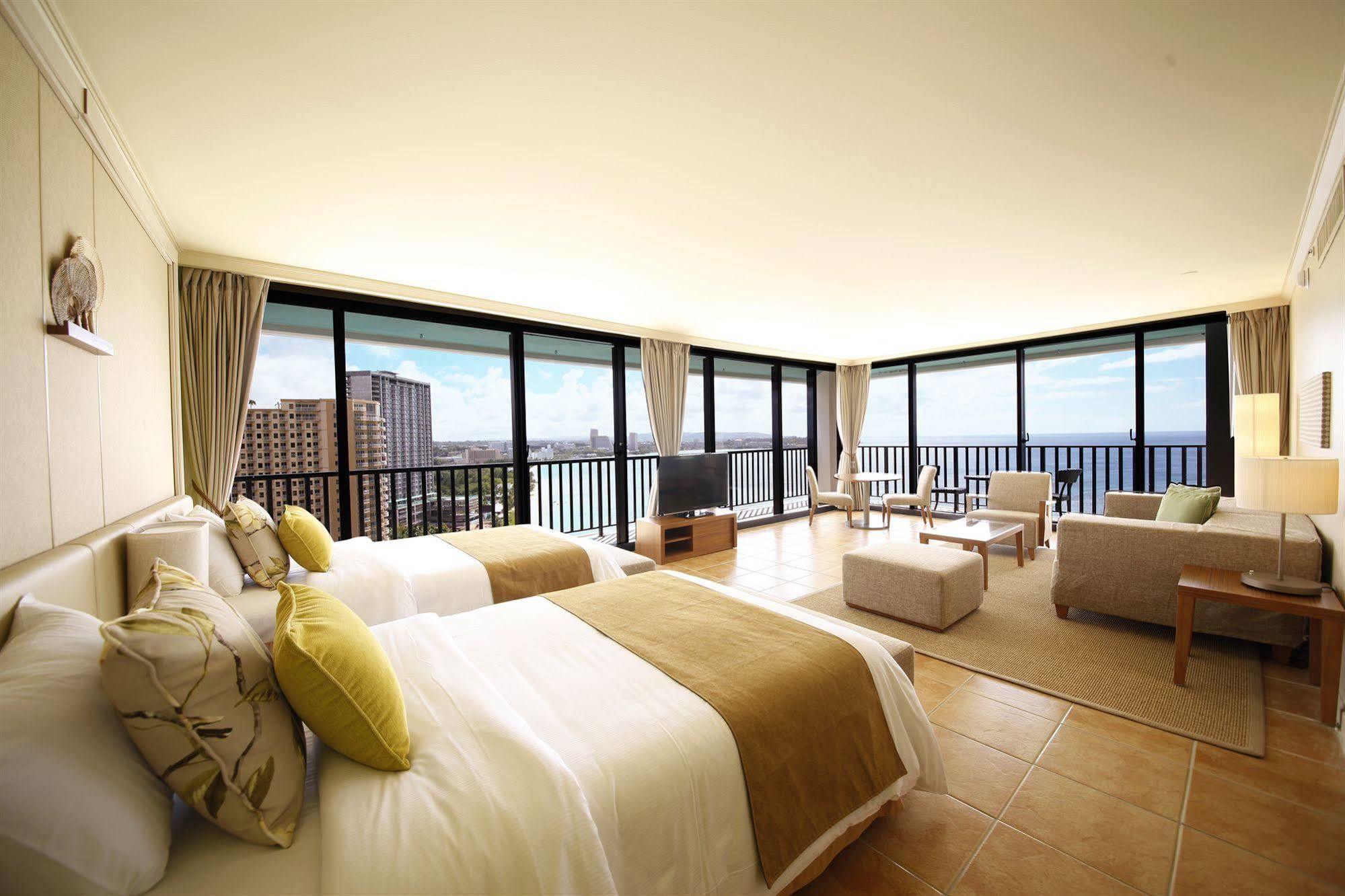 Guam Reef Hotel Tumon Exterior photo